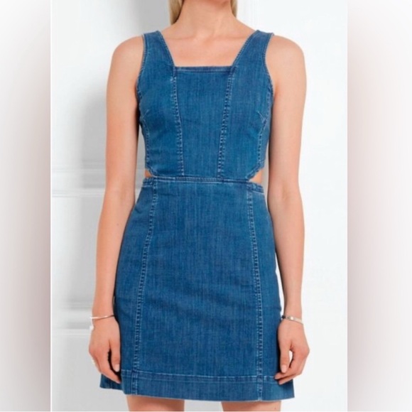 Madewell Cut Out Denim Dress - Picture 2 of 11